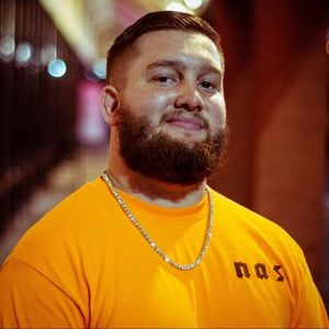 Meet your Posher, Devin